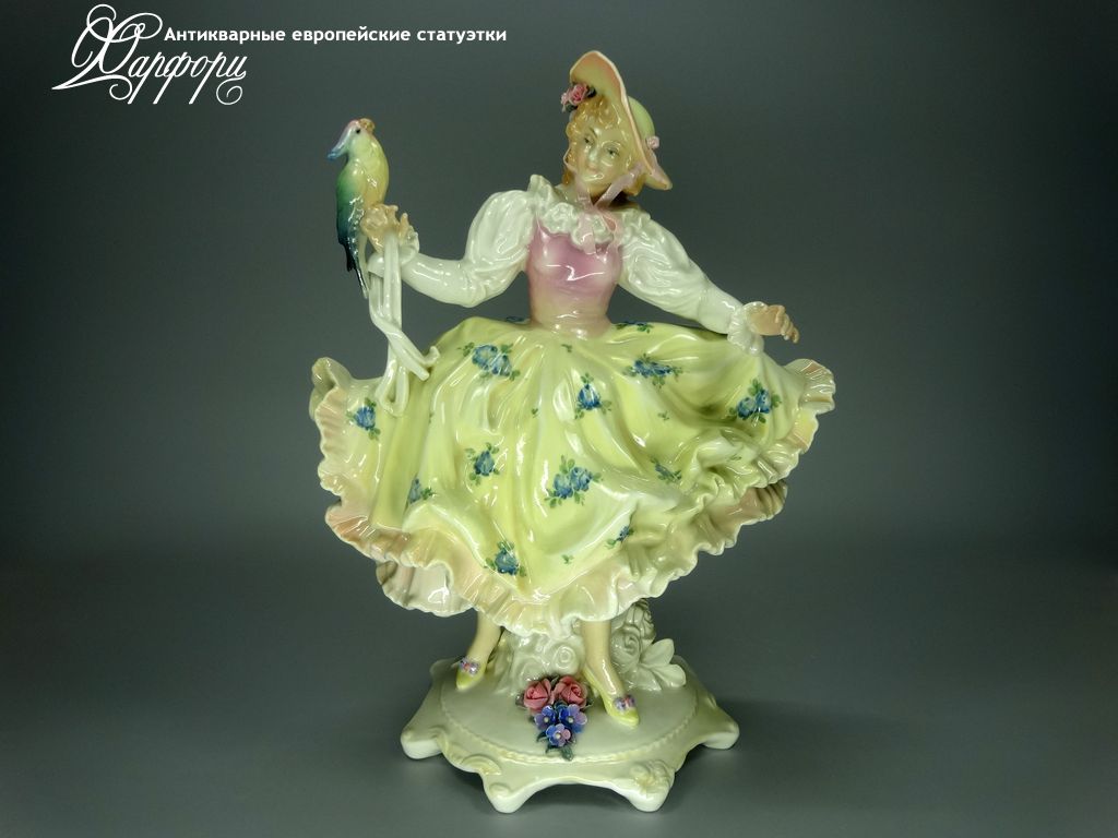 Купить фарфоровую статуэтку KARL ENS Дама с попугаем